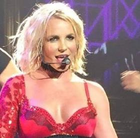 L'EGO TRIP tout pourri de BRIT-BRIT !