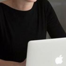 10 000 DOLLARS par MOIS pour les STAGIAIRES dans cette GROSSE BOITE : on quitte notre job !