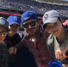 Cet ENFANT BECKHAM est MÉCONNAISSABLE !