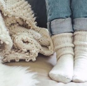 La MANIÈRE dont vous ENFILEZ vos CHAUSSETTES révèle votre PERSONNALITÉ !