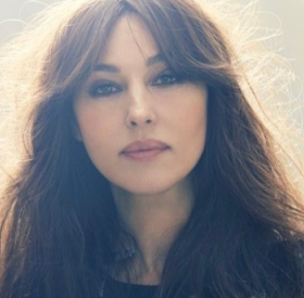 Arrêtez TOUUUUT ! MONICA BELLUCCI est devenue BLONDE !