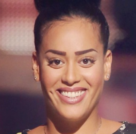 Cette CHANTEUSE FRANÇAISE à NOUVEAU ENCEINTE ?!?