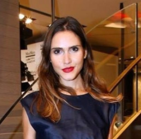 JOYCE JONATHAN : la PHOTO très DÉNUDÉE sur INSTAGRAM !