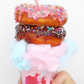 Les FREAKSHAKES : connaissez-vous ces MONSTRES à BOIRE ?