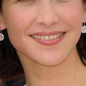 SOPHIE MARCEAU fait le BUZZ sur INSTAGRAM en DÉVOILANT sa LINGERIE