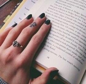 6 ASTUCES pour des ONGLES PARFAITS