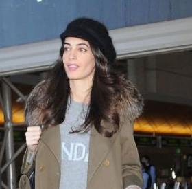 AMAL CLOONEY : la NOUVELLE PHOTO qui DÉVOILE son BABY BUMP !