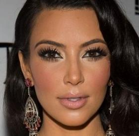 KIM KARDASHIAN : sa TRANSFORMATION HALLUCINANTE