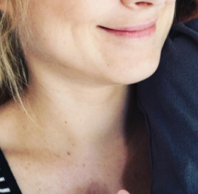 Cette ACTRICE de SÉRIE va être MAMAN !