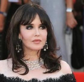 ISABELLE ADJANI ne ressemble plus du TOUT à ça