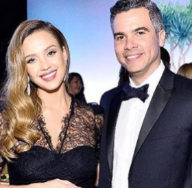 JESSICA ALBA, ultra CHIC pour sa BABY SHOWER