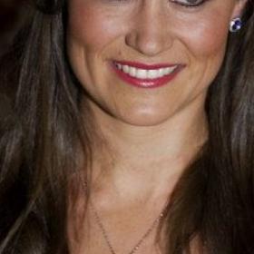 PIPPA MIDDLETON : la plus SULFUREUSE des demoiselles d'HONNEUR va se MARIER !