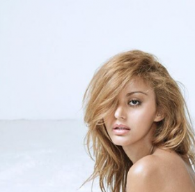 ZAHIA : le CHANGEMENT de LOOK absolument DINGUE !