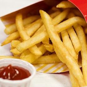 MCDO dévoile de TOUTES NOUVELLES FRITES