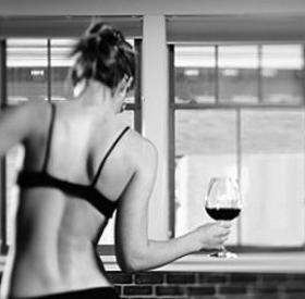 Les 6 RAISONS de BOIRE du VIN ROUGE à l'APERO ! #ByeByeMojito