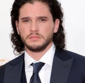 KIT HARINGTON s'enflamme pour NICOLE KIDMAN !