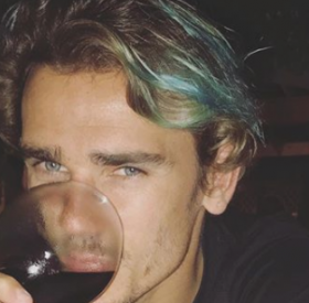 ANTOINE GRIEZMANN dévoile le VISAGE de sa FILLE