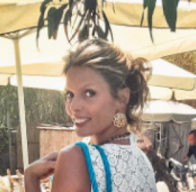 SYLVIE TELLIER : on a les PHOTOS de sa ROOOOOBE de MARIÉE !