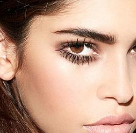 SOURCILS : vous allez DÉTESTER cette nouvelle TENDANCE