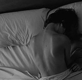 Quelles CHANSONS bizarres vous font faire l'AMOUR comme une reine ?!