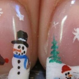 TENDANCE : la manucure SAPIN DE NOEL