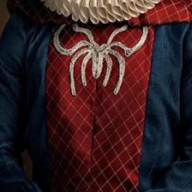 Les FOLIES du WEB : retrouvé MORT en TENUE de SUPER-HEROS !