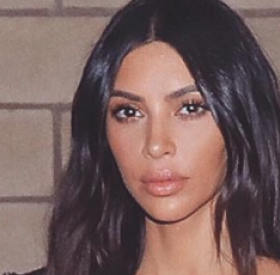 KIM KARDASHIAN : l'arrivée de BEBE est PREVUE pour…