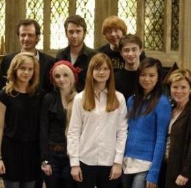 HARRY POTTER !! Il se MARIE pour de VRAI (et on n'y croyait pas !)