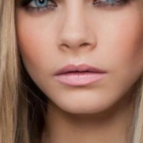 CHEVEUX : CONNAISSEZ-VOUS le NUDE HAIR, la NOUVELLE TENDANCE ?
