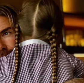HARPER BECKHAM est le SOSIE de papounet !