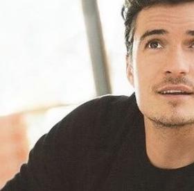 ORLANDO BLOOM ne RESSEMBLE PLUS à CA !