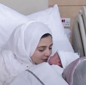 Elle CONGÈLE un OVAIRE à 9 ANS et DEVIENT MAMAN !