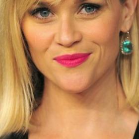La FILLE de REESE WITHERSPOON est son SOSIE PARFAIT ! (et c'est troublant)