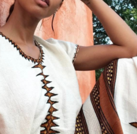 Cette ex-Miss FRANCE TOPLESS sur Instagram 