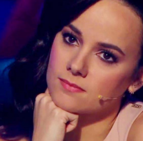 ALIZÉE : elle arrête TOUT !
