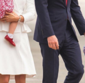 Charlotte, la Princesse terreur de KATE et WILLIAM
