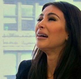VIDÉO : KIM KARDASHIAN brise le SILENCE sur son AGRESSION