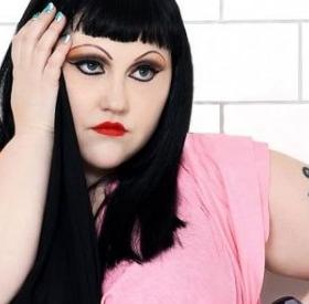 La collection de FRINGUES de BETH DITTO pour les RONDES