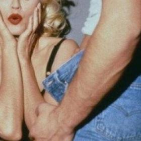 L'INVENTION DÉGUEU : le PRÉSERVATIF pour faire PIPI