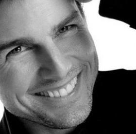 TOM CRUISE : en COUPLE avec cette ACTRICE ?!