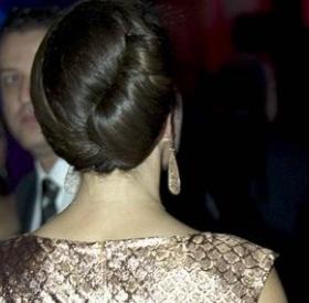 La PRINCESSE FASHION qui PIQUE les LOOKS de KATE