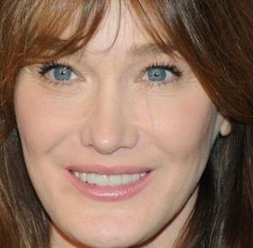 CARLITA fait des CONFIDENCES sur CE talent de NICOLAS