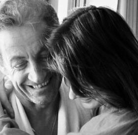 CARLA et SARKO : OOOH le nouveau BÉBÉ !