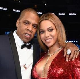 BEYONCE : la première PHOTO de ses JUMEAUX dévoilée