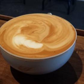 Le CAFÉ DINGUE qui vous tient ÉVEILLÉ pendant 18h d'affilée !
