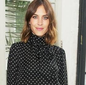 ALEXA CHUNG se sépare de son SEXY BOYFRIEND !