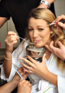 Que MANGE BLAKE LIVELY dans une JOURNÉE ?