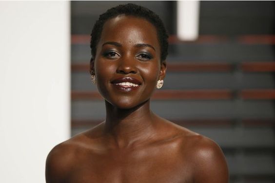 LUPITA NYONG'O : ce MAGAZINE féminin l'a PRIVÉE de ses...