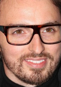 CHRISTOPHE WILLEM : NU comme un VER pour son nouveau CLIP