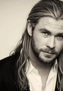 Vous allez (encore plus) ADORER CHRIS HEMSWORTH